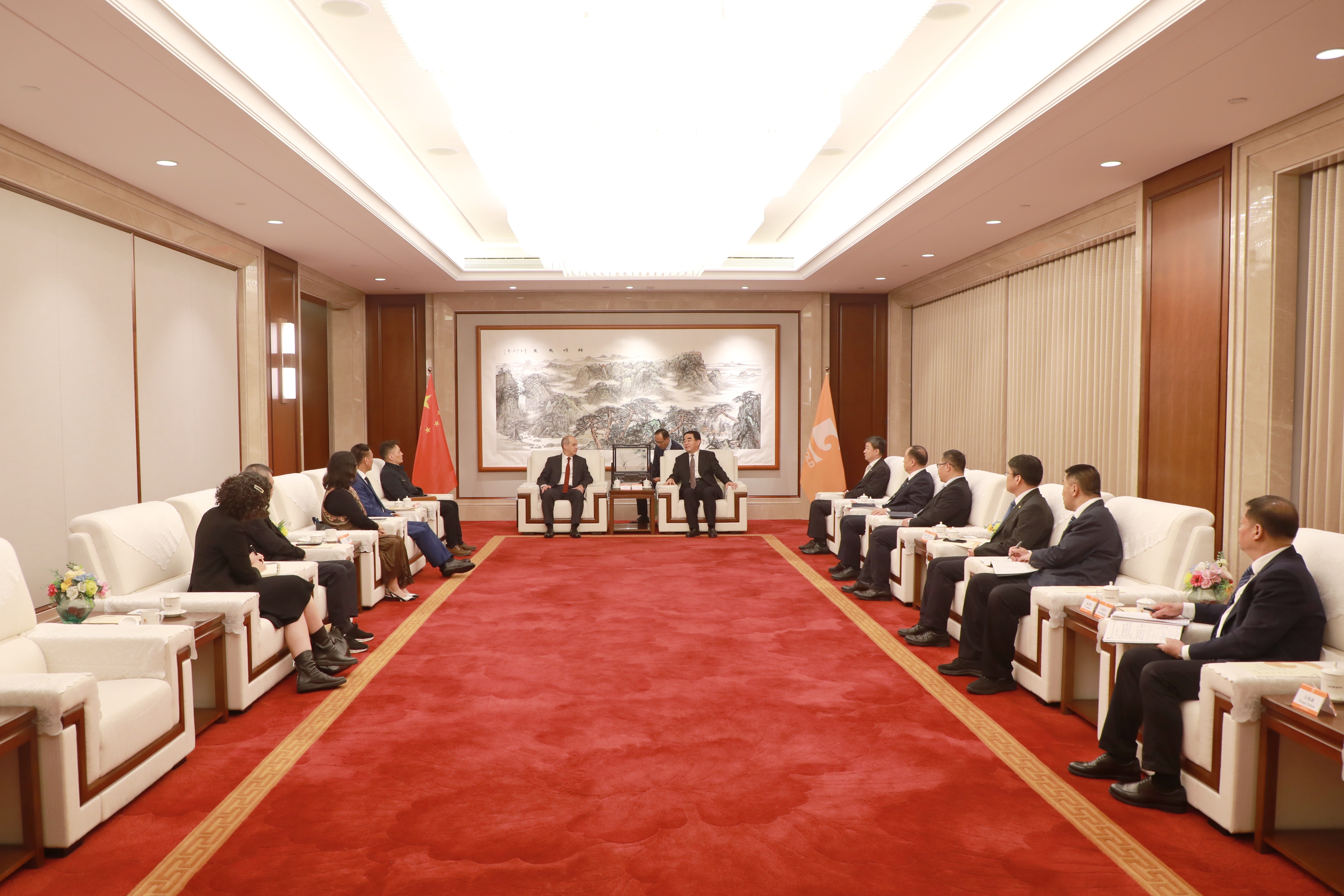 阿根廷驻华大使马致远一行到访山东Top1体育集团